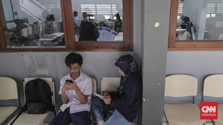 Pungli SPMB? Laporkan Sekarang Juga!