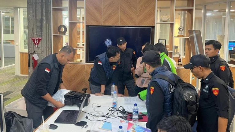 GoTo Digeledah Kejagung! Nadiem Makarim Terlibat Korupsi Laptop?