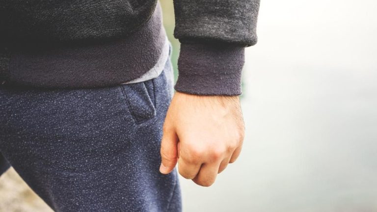 Artis Zaskia Mecca Berang! Karyawan Dianiaya Oknum Aparat? Artis Zaskia Mecca Berang! Karyawan Dianiaya Oknum Aparat?