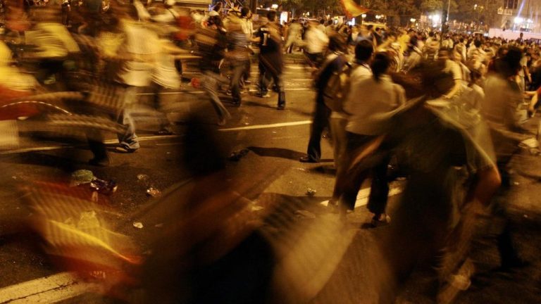 Oknum Brimob Ngamuk di Seram Timur? Keluarga Jadi Korban!