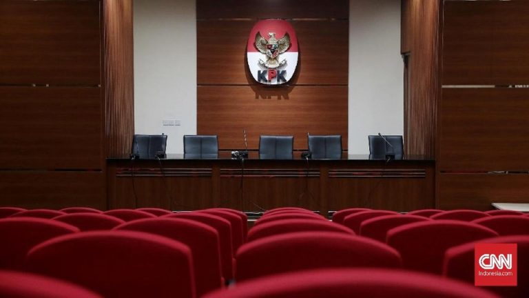 Korupsi Haji: DPR Geruduk KPK, Tersangka Harus Diumumkan!