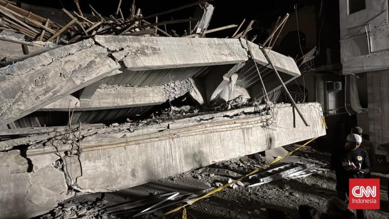 Tragedi Musala Ambruk di Sidoarjo: Cor Terakhir Jadi Biang Kerok? Tragedi Musala Ambruk di Sidoarjo: Cor Terakhir Jadi Biang Kerok?