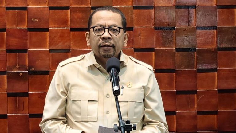 Prabowo Kejar Pendidikan Merata: 330 Ribu Sekolah Kebagian Ini!