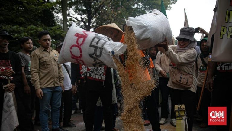 Petani Geruduk Istana! Ada Apa dengan Reforma Agraria? Petani Geruduk Istana! Ada Apa dengan Reforma Agraria?