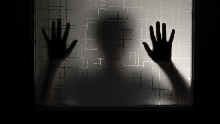 COD Mobil Berujung Petaka! 3 Pria Disekap & Disiksa di Tangsel COD Mobil Berujung Petaka! 3 Pria Disekap & Disiksa di Tangsel