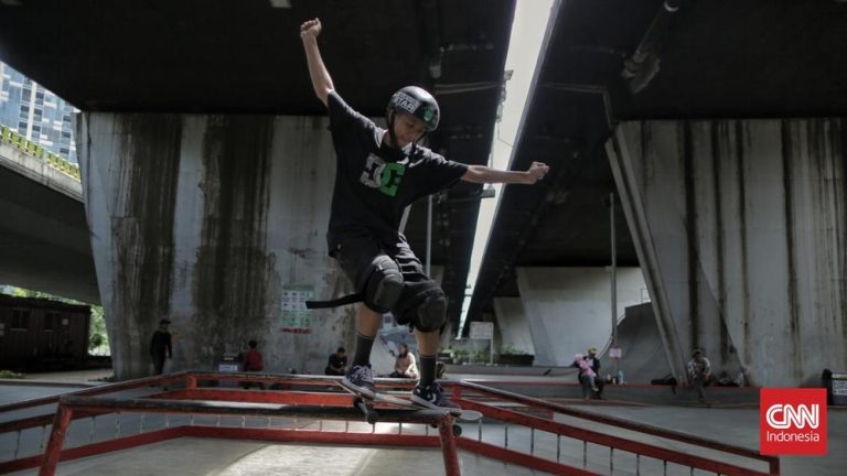 Kolong Tol Disulap Jadi Taman? Warga Jakarta Siap-Siap! Kolong Tol Disulap Jadi Taman? Warga Jakarta Siap-Siap!