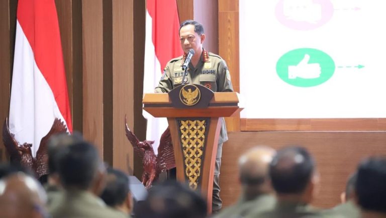 Daerah Meradang? Mendagri Beri Jurus Jitu Atasi Pemangkasan Dana! Daerah Meradang? Mendagri Beri Jurus Jitu Atasi Pemangkasan Dana!