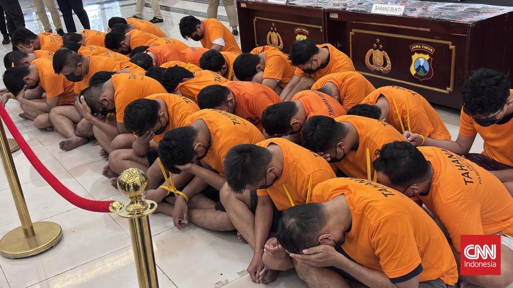 Skandal 'Siwalan Party' Terungkap: 34 Pria Jadi Tersangka!
