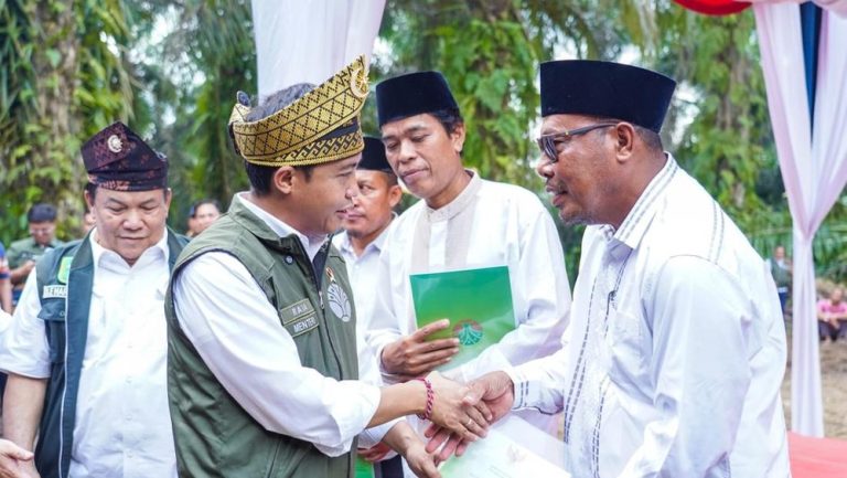 228 Keluarga Riau Pindah dari Hutan, Nasib Berubah Drastis?