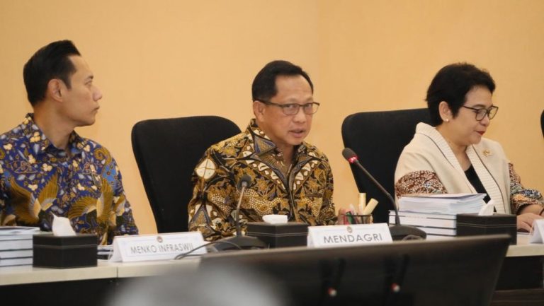 Tito Karnavian: Pengungsi Sumatra Wajib Punya Rumah Sebelum Lebaran 2026!