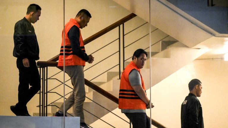 Geger! Eks Kajari HSU Lawan KPK di Praperadilan, Ada Apa?