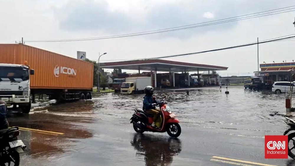 Banjir Rob Mengganas, Surabaya Siagakan Pompa 24 Jam Nonstop!