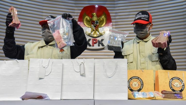 Kepala Daerah Waspada! KPK Tak Libur Lebaran, Ancaman OTT Mengintai!