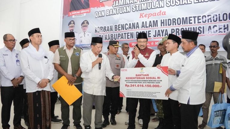Kunci Sukses Penyaluran Bantuan Sumatra: Satgas PRR Ungkap Strategi!