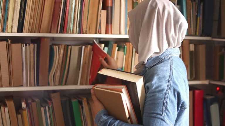 Geger Dunia Sains! WNI Diduga Tipu Ribuan Ilmuwan, DPR Bertindak
