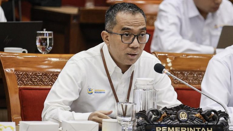Geger Dunia Sains! WNI Diduga Pakai AI untuk Riset Palsu, Menteri Angkat Bicara