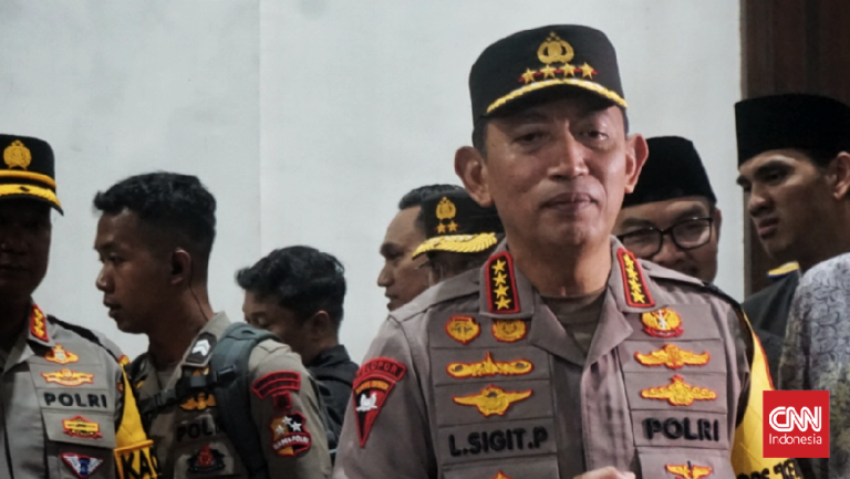 Pensiun Polisi Dirombak Kapolri Beri Sinyal Mengejutkan Pensiun Polisi Dirombak Kapolri Beri Sinyal Mengejutkan