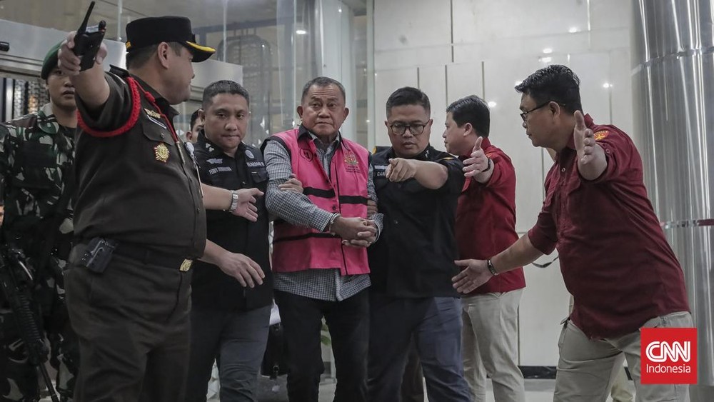 Skandal Mark Up BGN Terbongkar Triliunan