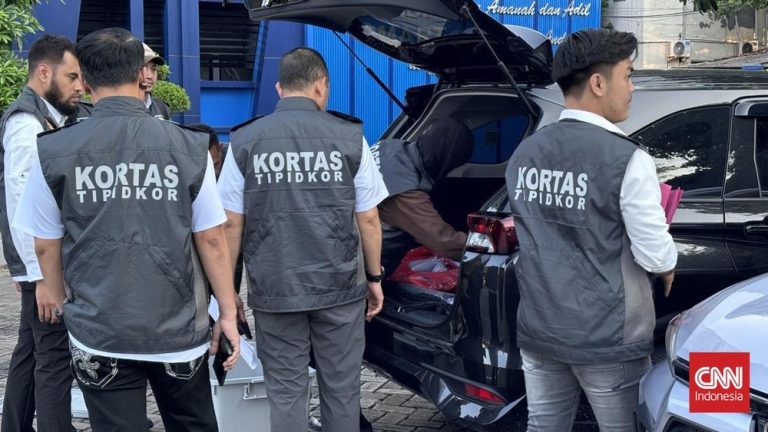 Bea Cukai Geger Polri Sita Bukti Impor HP Ilegal Bea Cukai Geger Polri Sita Bukti Impor HP Ilegal