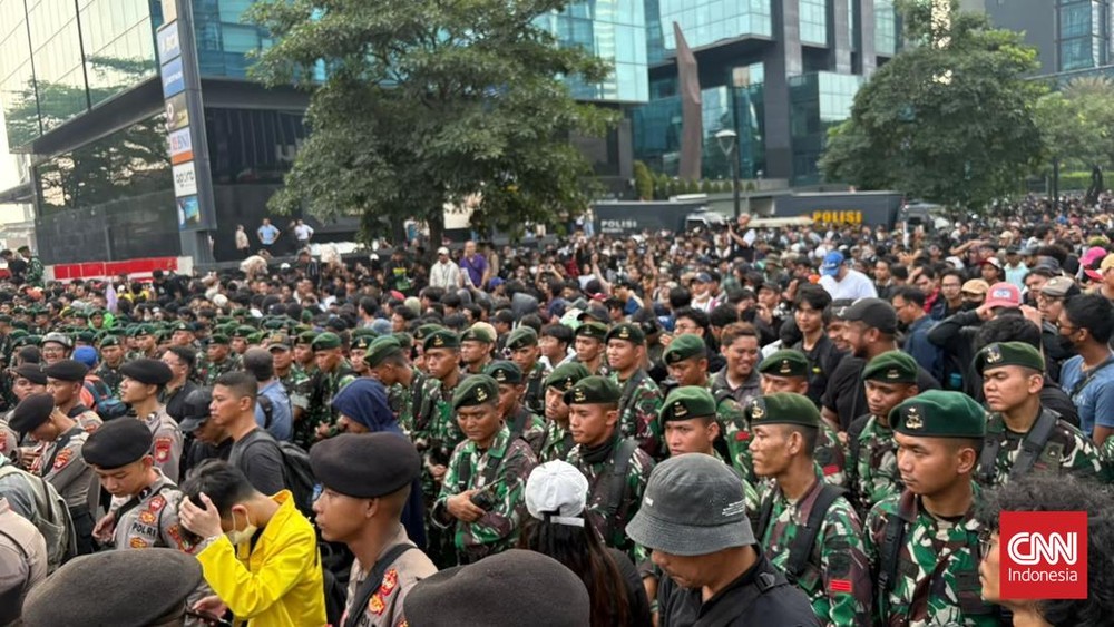 TNI Jaga Ketat Demo Mahasiswa Bikin Geger Jakarta