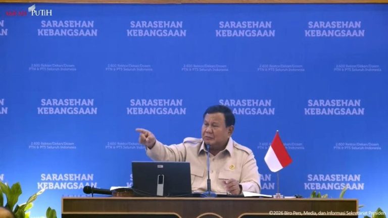 Prabowo Blak-blakan Tanggapi Curhat TikTok
