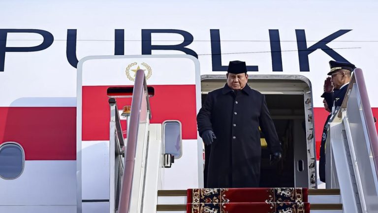 Prabowo Batal ke Rusia Alasan Mengejutkan