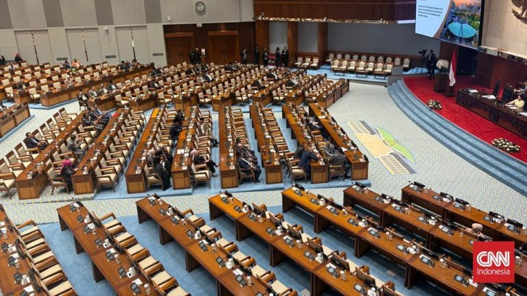 Anggota DPR PDIP Dituduh Hina Jurnalis Bikin Geger Anggota DPR PDIP Dituduh Hina Jurnalis Bikin Geger