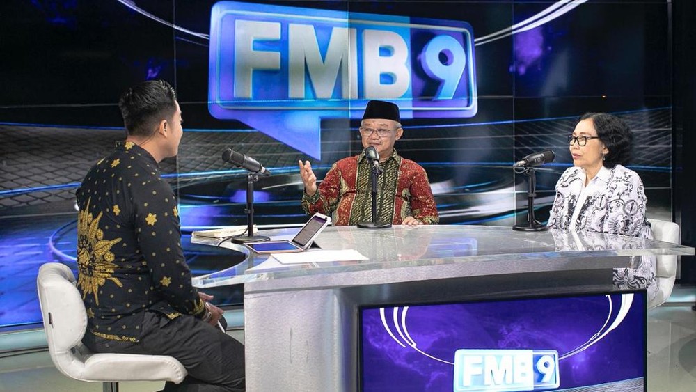 Revolusi Sekolah Demi Indonesia Emas 2045