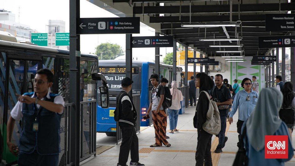 Jurus Hemat Naik Transjakarta Setiap Hari
