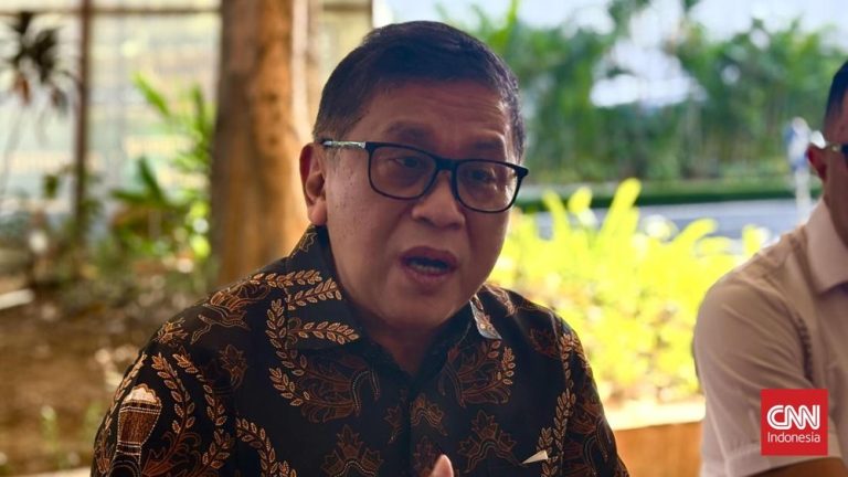 Hasto Ungkap Fakta Mengejutkan Soal Demo Hasto Ungkap Fakta Mengejutkan Soal Demo