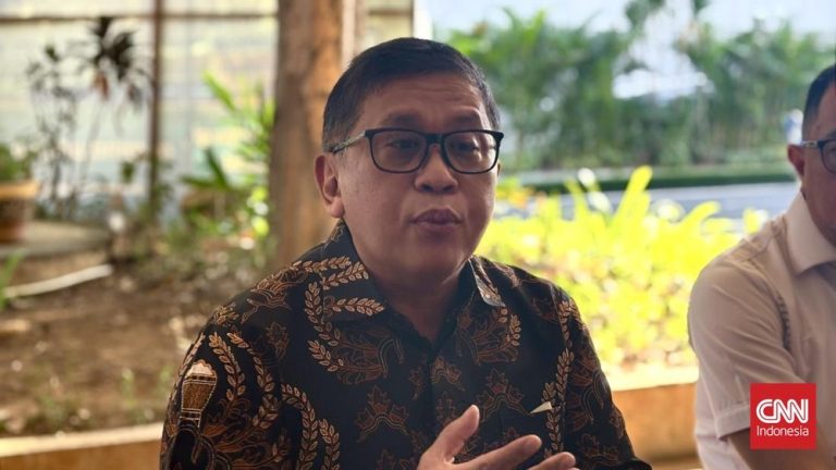 Kaesang Bidik Dapil Puan Hasto Beri Pesan Tegas