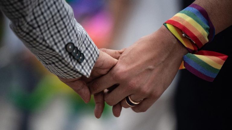RUU LGBT Masuk DPR Komisi VIII Siap Terima