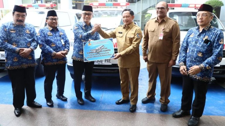 Mendagri Tito Ungkap Alasan Penting Bantuan Korpri Mendagri Tito Ungkap Alasan Penting Bantuan Korpri