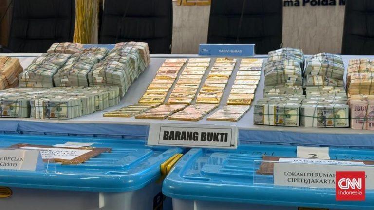Emas 74 Kg dan Uang Triliunan Gegerkan Kasus Febrie Emas 74 Kg dan Uang Triliunan Gegerkan Kasus Febrie