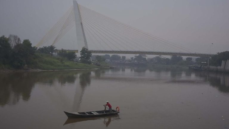 Udara Pekanbaru Membahayakan Warga Waspada Udara Pekanbaru Membahayakan Warga Waspada