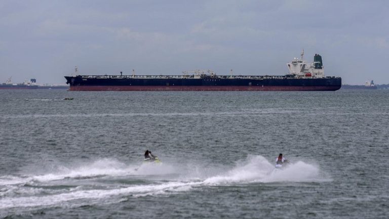 Heboh Laut Batam Diklaim Ilegal Ini Kata Walikota Heboh Laut Batam Diklaim Ilegal Ini Kata Walikota