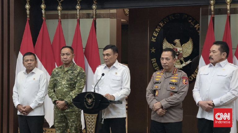 Kapolri Ancam Tegas Penyebar Hoaks Demo Kapolri Ancam Tegas Penyebar Hoaks Demo