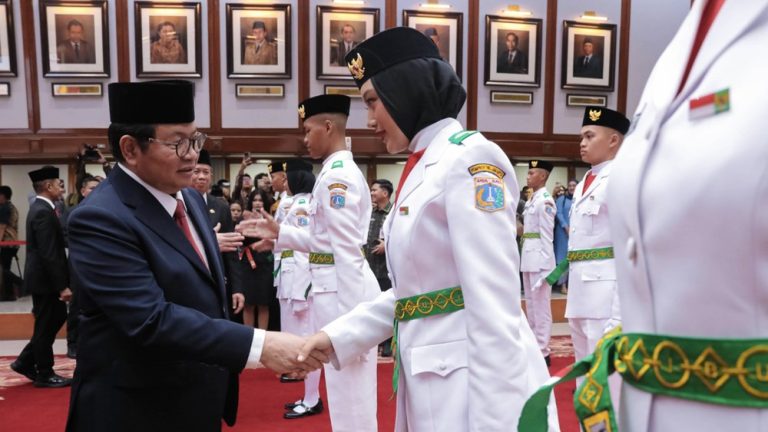 Pesan Rahasia Gubernur DKI untuk Paskibraka