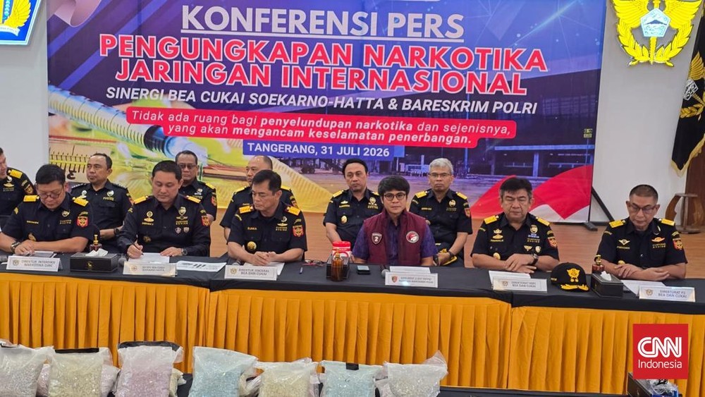 Pilot Nyambi Kurir Narkoba 26 Kg Ekstasi