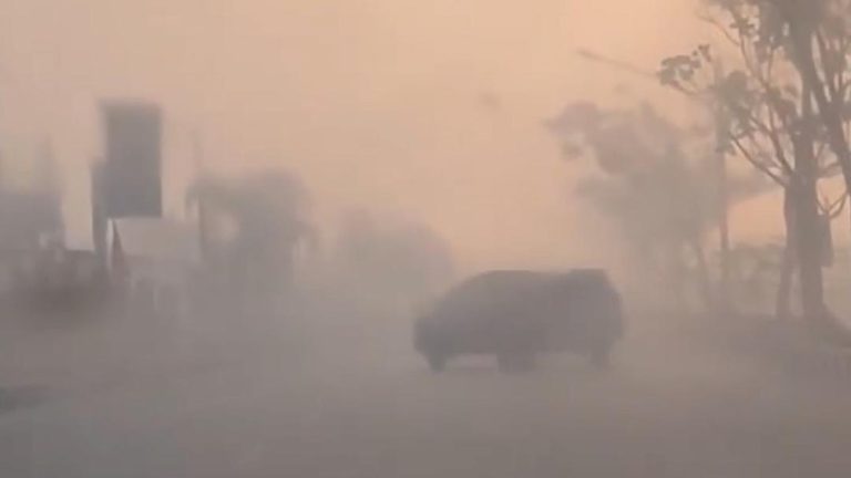 Palangka Raya Diselimuti Kabut Tebal Bahaya Mengintai