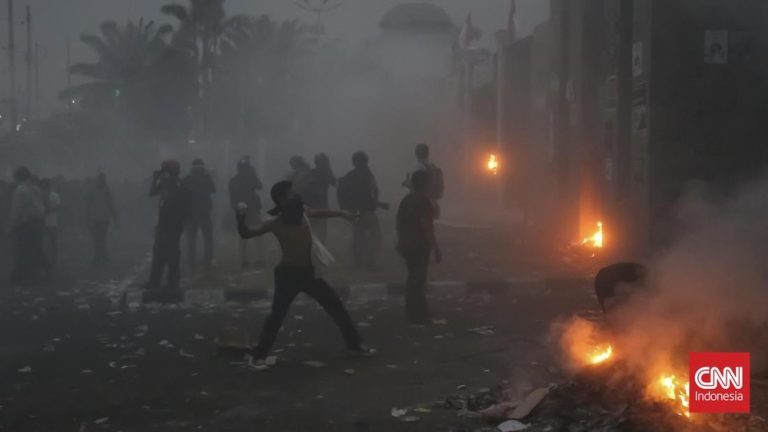 Terbongkar Siapa Otak Pendana Rusuh Jakarta Terbongkar Siapa Otak Pendana Rusuh Jakarta