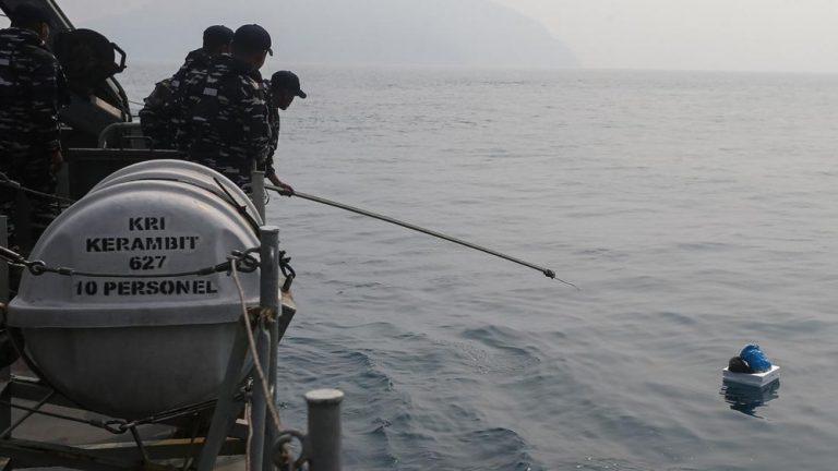 Misteri KM Balama Hilang Kontak Tiga ABK Terancam Misteri KM Balama Hilang Kontak Tiga ABK Terancam