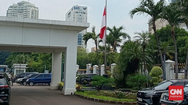 Jatim Diimbau Kibarkan Bendera Ada Pesan Penting Jatim Diimbau Kibarkan Bendera Ada Pesan Penting