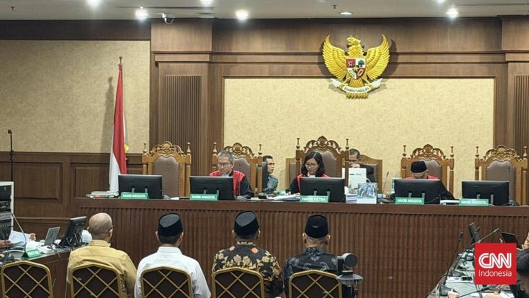 Duit Pansus Haji Kurang Saksi Nombok Pribadi Duit Pansus Haji Kurang Saksi Nombok Pribadi