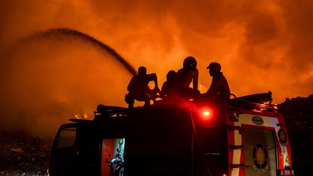 Geger Kebakaran Rorotan Kerugian Setengah Miliar
