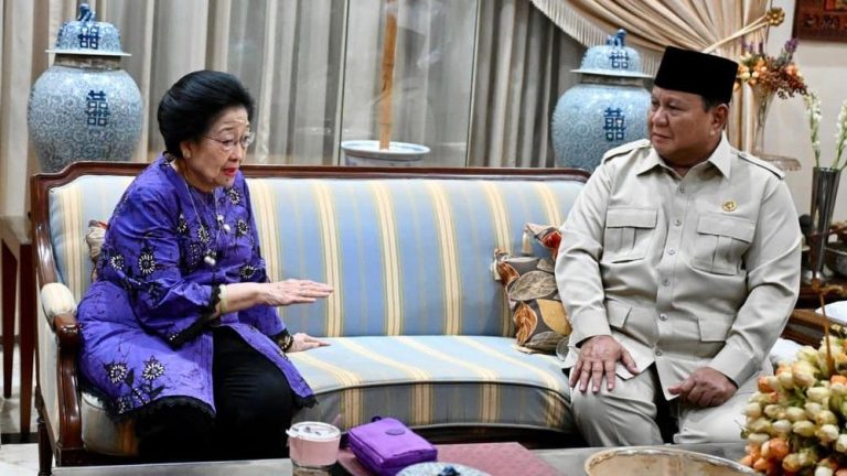 Momen Haru Prabowo Sambangi Megawati Momen Haru Prabowo Sambangi Megawati