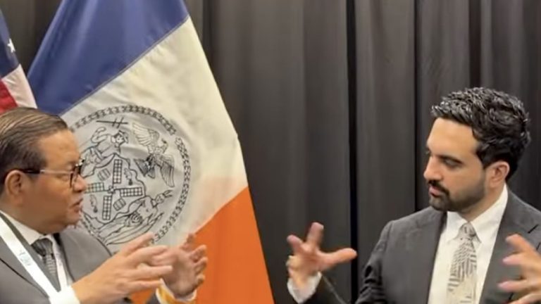 Pramono Anung Bikin Wali Kota New York Melongo