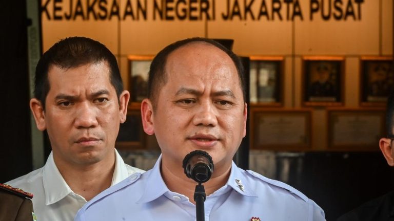 Kejagung Sikat Koruptor Motor Listrik BGN