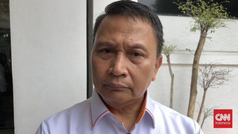 Geger Pasal Gibran DPR Tak Ingat Pembahasan Geger Pasal Gibran DPR Tak Ingat Pembahasan