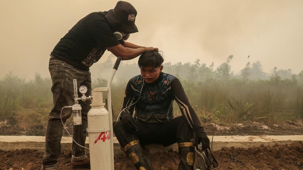 Palangka Raya Terkepung Kabut Asap Pekat